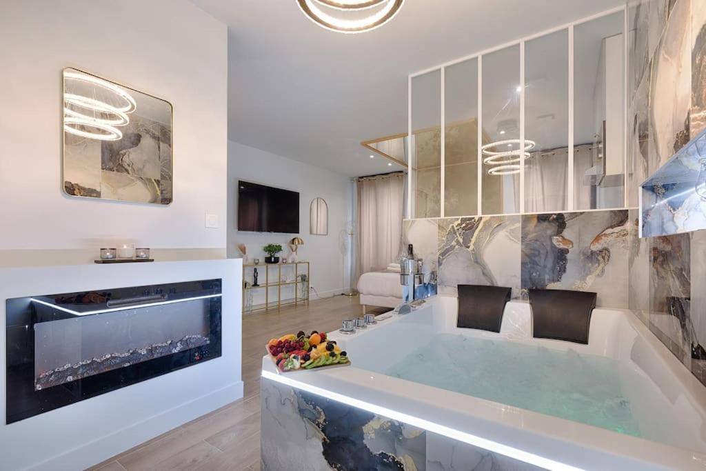 איברי-סור-סיין Welcome To Dubai / Jacuzzi מראה חיצוני תמונה